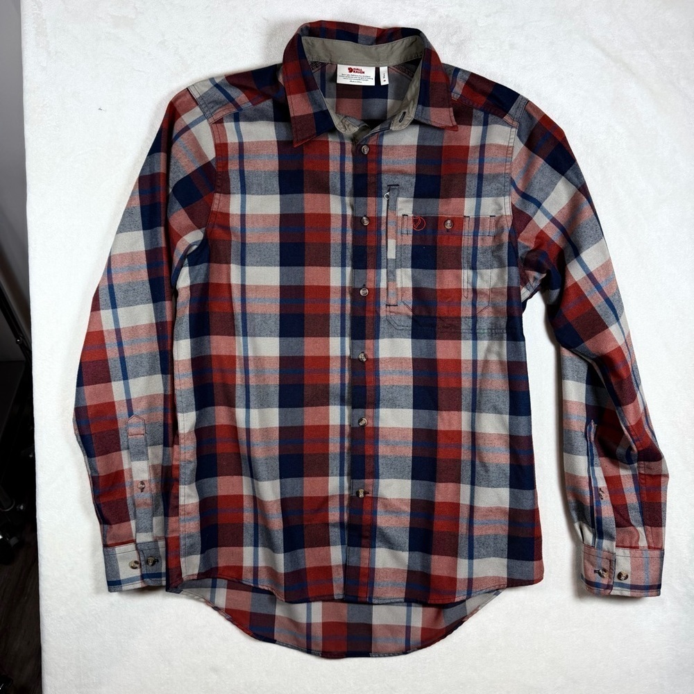 Fjallraven Men’s Size M Red and Blue Plaid Flannel Cotton Casual Shirt